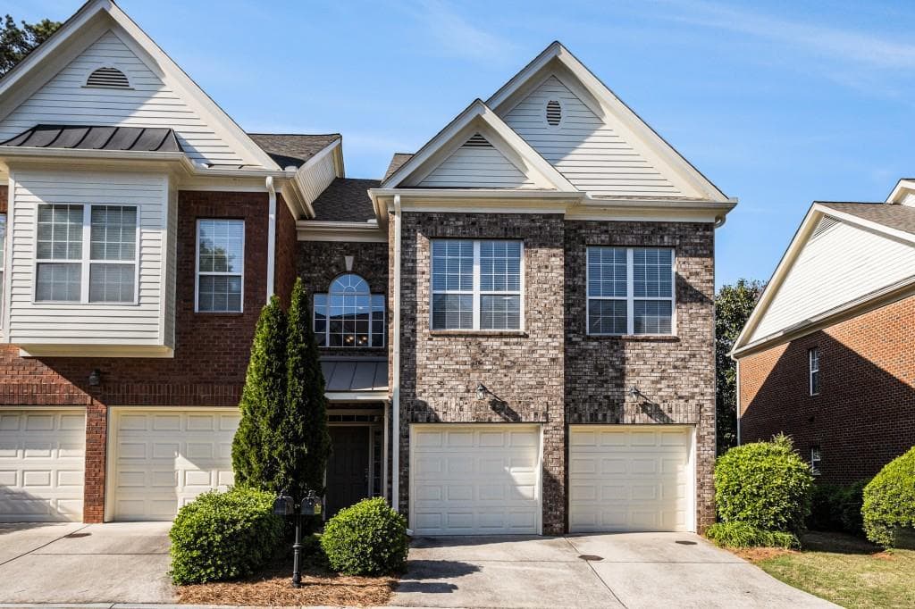 2 bedroom, 3 bathroom townhouse sold at 3499 Henderson Reserve, Atlanta, GA 30341