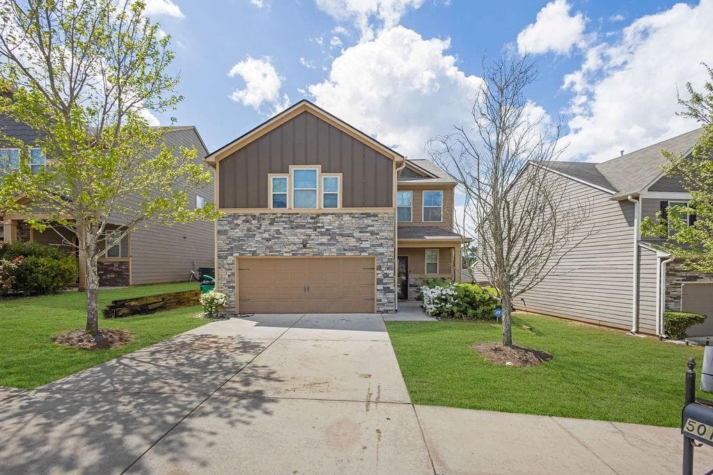 5015 Jack Drive, Decatur, GA 30035 — most recent listing photo