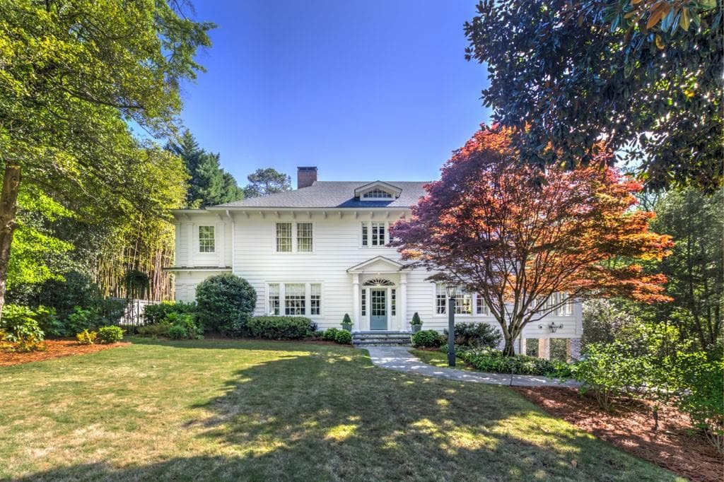 4 bedroom, 6 bathroom single family residence sold at 2583 Habersham Road, Atlanta, GA 30305