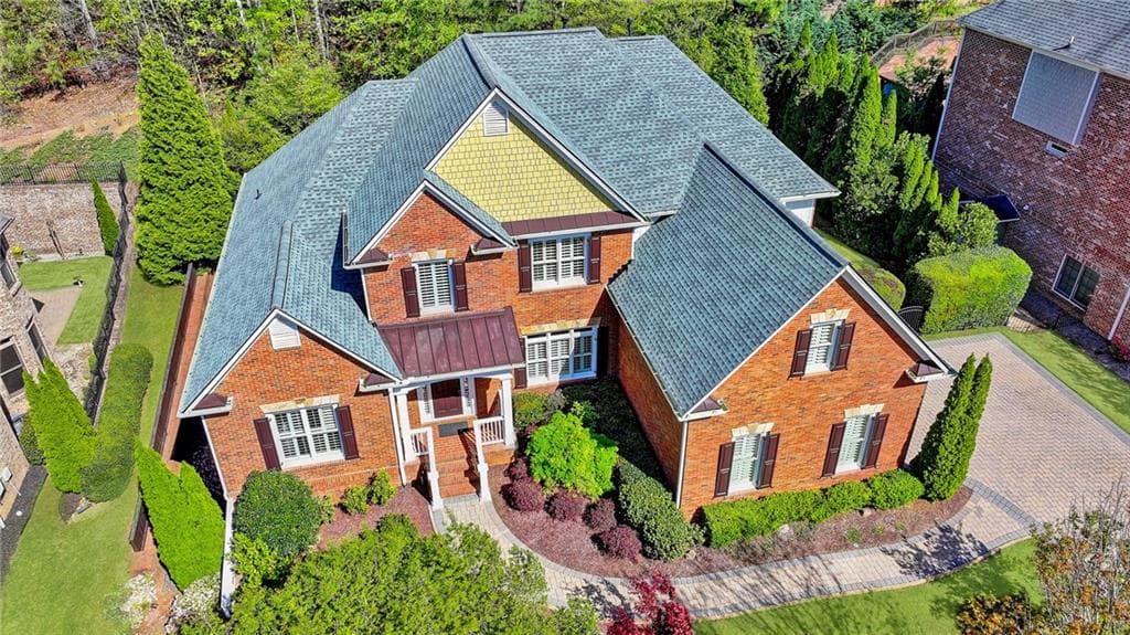6 bedroom, 6 bathroom single family residence sold at 7940 Royal Melbourne Way, Duluth, GA 30097