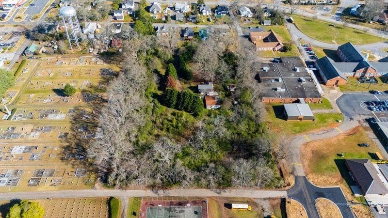 1 bedroom, 1 bathroom other for sale at 101 E Chambers Street, Forsyth, GA 31029 — photo 7