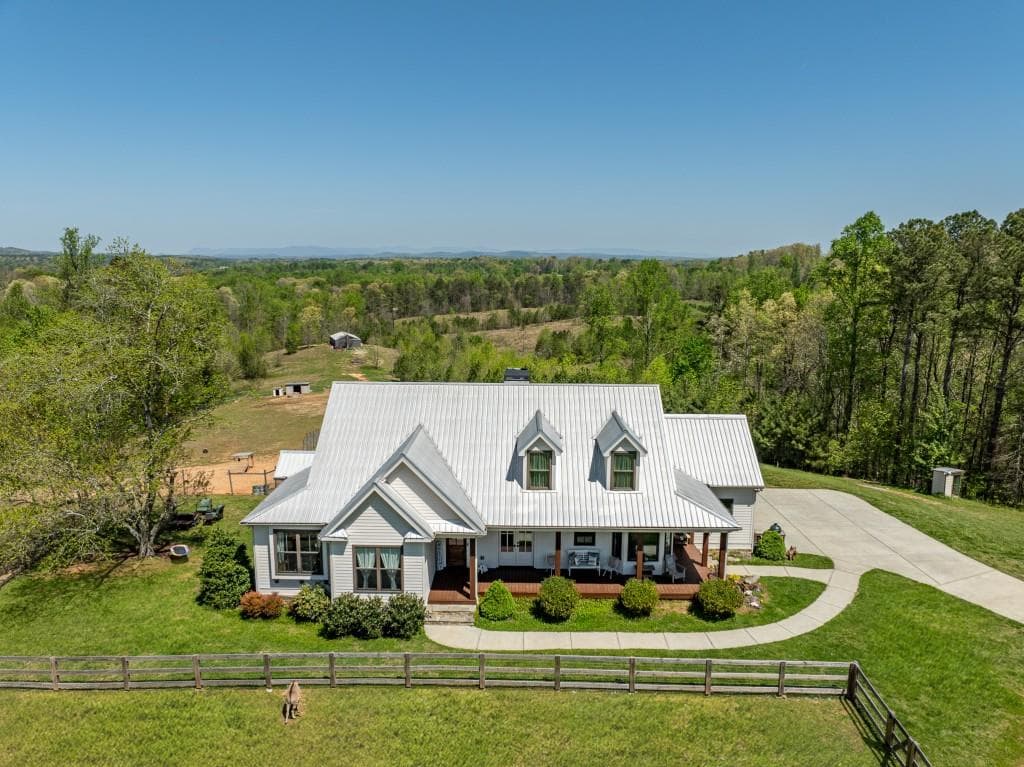 5 bedroom, 4 bathroom single family residence sold at 2155 Bryant Road, Jasper, GA 30734