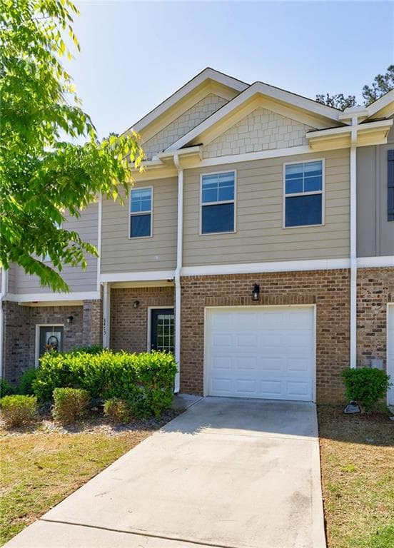 8475 Douglass Trail, Jonesboro, GA 30236 — most recent listing photo