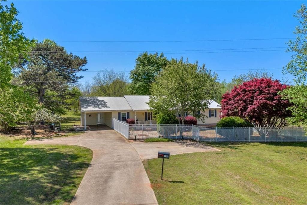 185 Skelton Road, Hoschton, GA 30548 — most recent listing photo