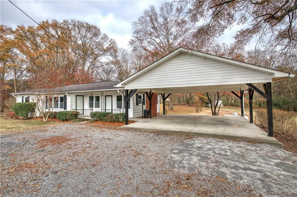 3 bedroom, 1 bathroom single family residence sold at 439 Cash Road, Calhoun, GA 30701
