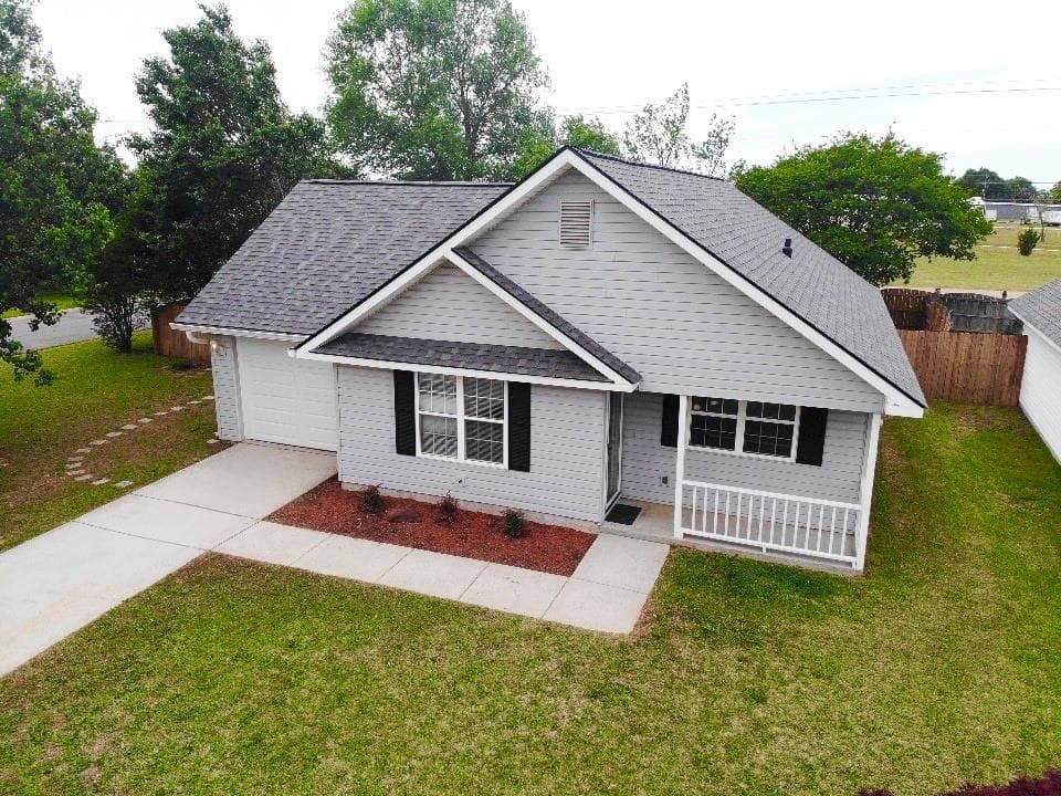 2 bedroom, 2 bathroom single family residence sold at 604 Eagles Landing Trail, Warner Robins, GA 31093