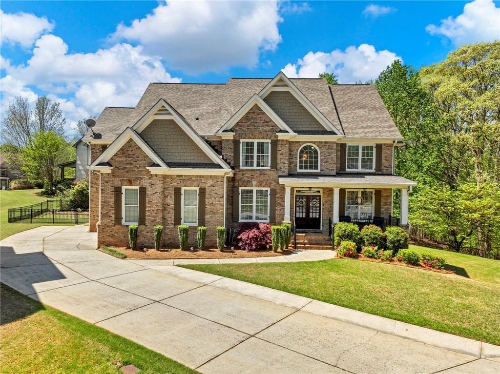 6 bedroom, 5 bathroom single family residence sold at 3544 Candytuft Run, Auburn, GA 30011