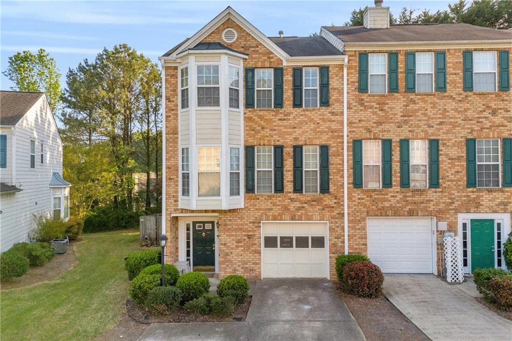 4366 Thorngate Lane, Acworth, GA 30101 — most recent listing photo