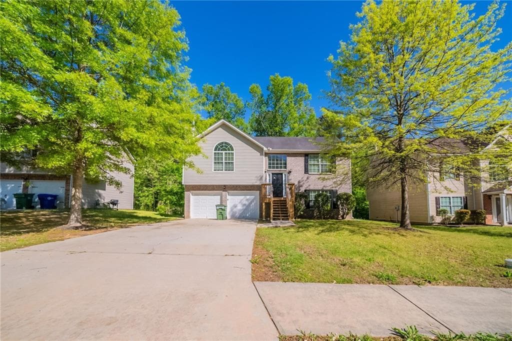 3568 Oakshire Way, Atlanta, GA 30354 — most recent listing photo