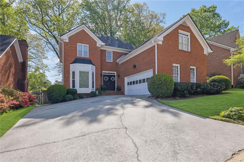 3 bedroom, 3 bathroom single family residence sold at 2473 Kings Arms Drive, Atlanta, GA 30345