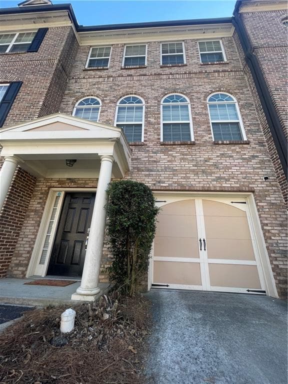 3 bedroom, 4 bathroom, 2,300 sq ft townhouse sold at 1809 Appaloosa Mill Court, Buford, GA 30519