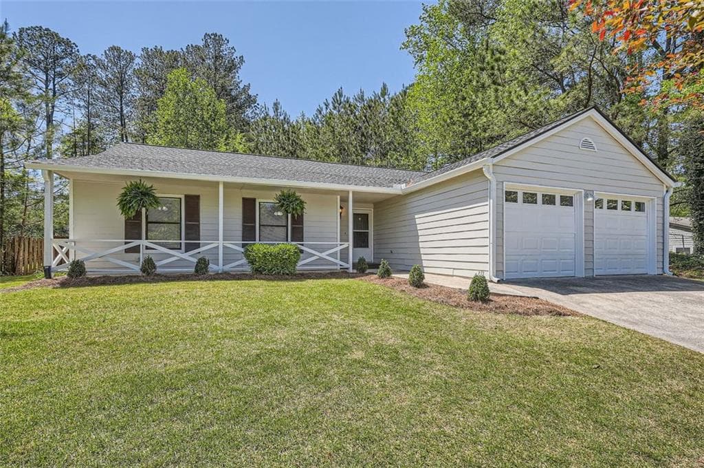 3 bedroom, 2 bathroom single family residence sold at 2939 OWENS POINT Trail, Kennesaw, GA 30152