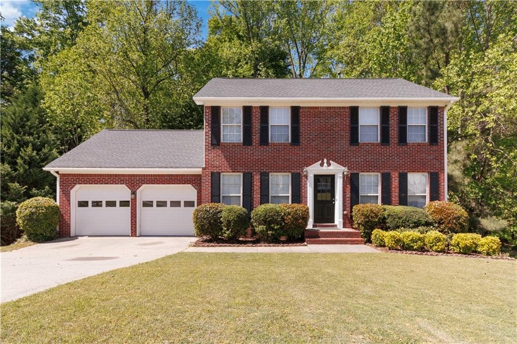 3 bedroom, 3 bathroom single family residence sold at 850 Madison Chase Way, Lawrenceville, GA 30045