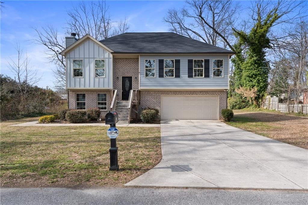 4 bedroom, 3 bathroom single family residence sold at 250 Lumpkin Street, Winder, GA 30680