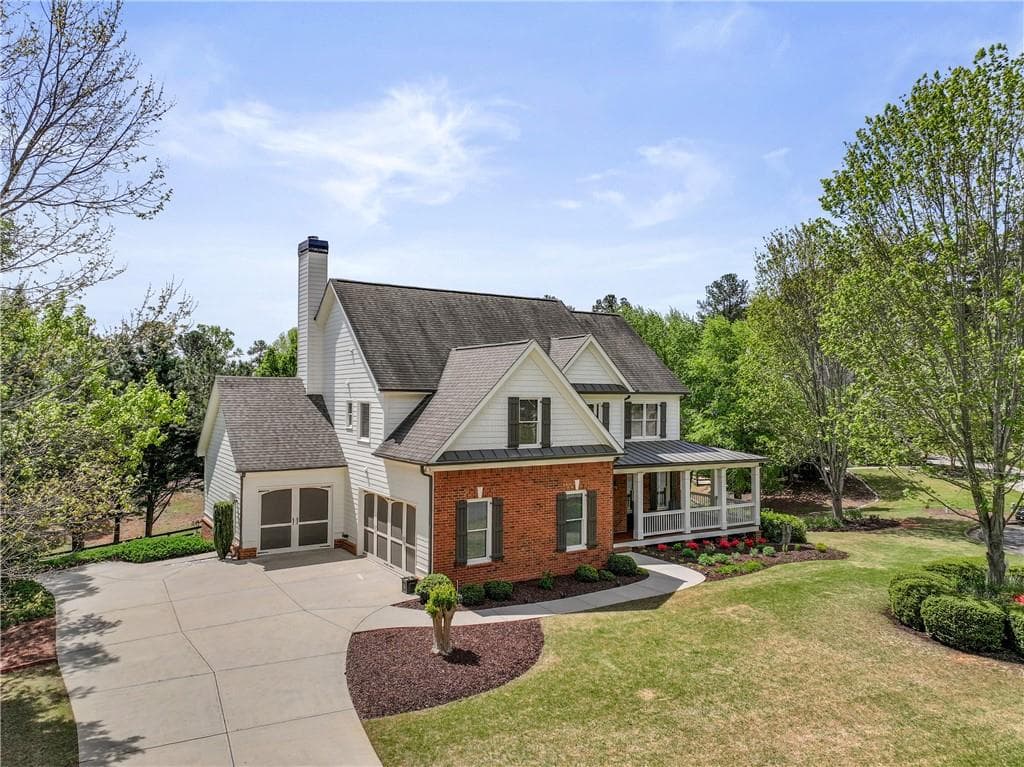 5 bedroom, 5 bathroom single family residence sold at 8445 Bethel Ridge Court, Gainesville, GA 30506