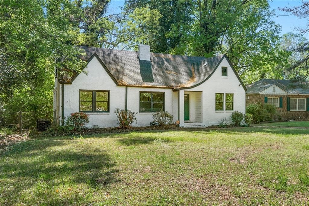 4 bedroom, 3 bathroom single family residence sold at 1027 Mount Airy Drive, Atlanta, GA 30311