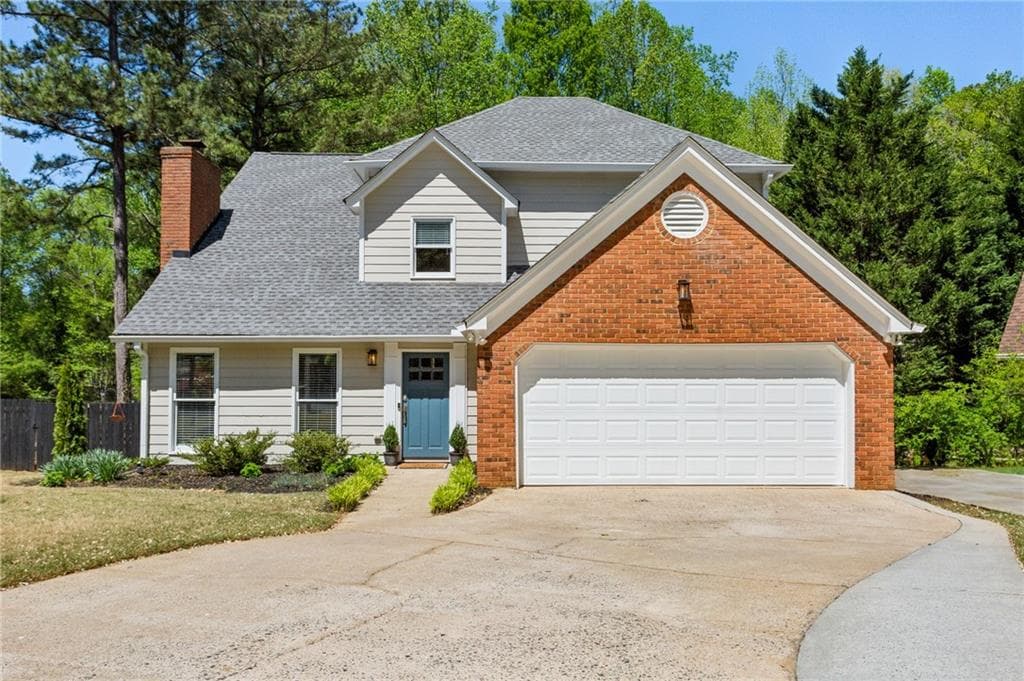 4 bedroom, 4 bathroom single family residence sold at 550 Ambergate Court, Roswell, GA 30076