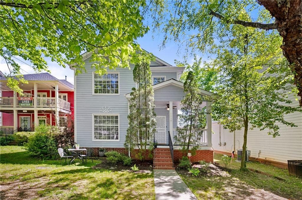 3 bedroom, 3 bathroom single family residence sold at 1008 Lena Street, Atlanta, GA 30314