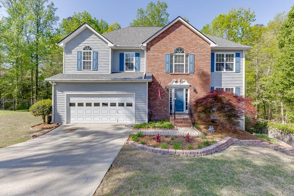 4 bedroom, 3 bathroom single family residence sold at 3652 Buttercup Court, Buford, GA 30519