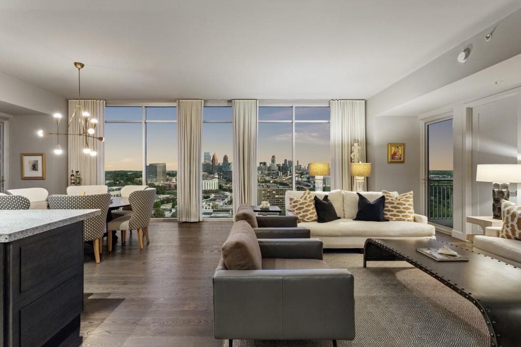 3 bedroom, 4 bathroom condominium sold at 1820 Peachtree Street 1912, Atlanta, GA 30309