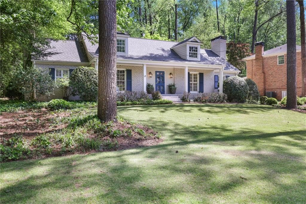 5 bedroom, 5 bathroom single family residence sold at 2567 Hyde Manor Drive, Atlanta, GA 30327