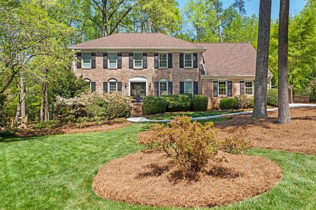 5 bedroom, 3 bathroom single family residence sold at 3801 Vinyard Trace, Marietta, GA 30062