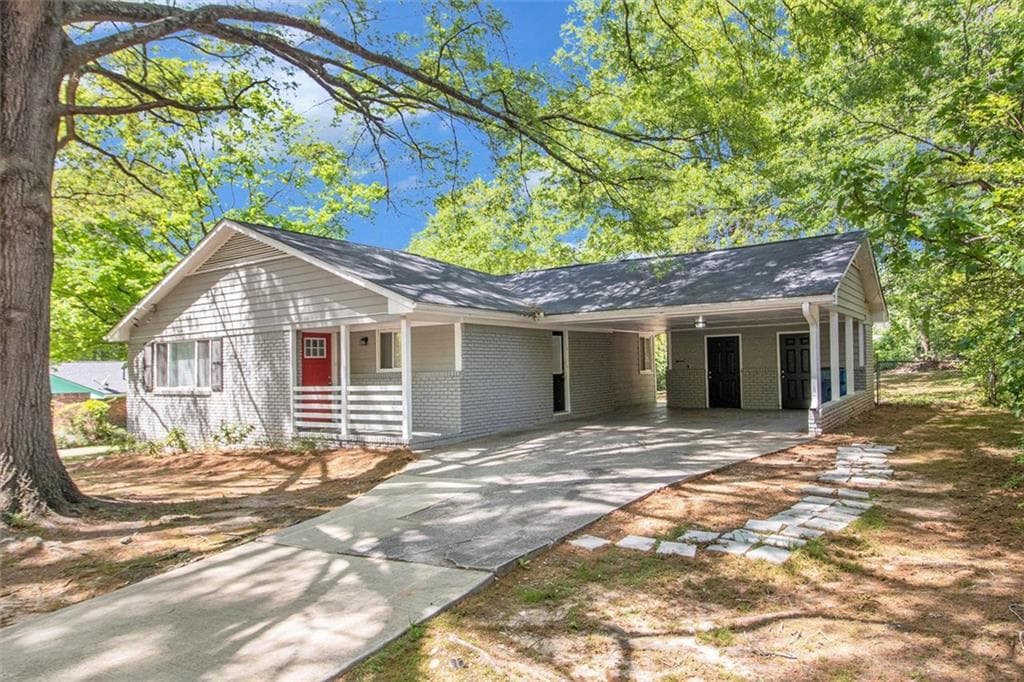 4 bedroom, 2 bathroom, 1,589 sq ft single family residence sold at 2925 HEATHER Drive, Atlanta, GA 30344