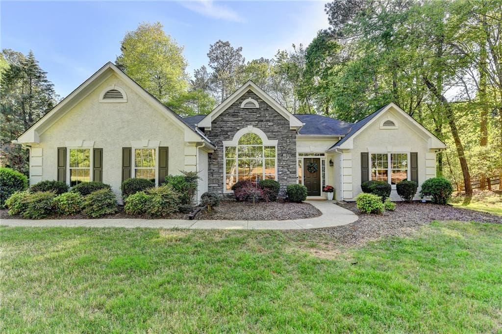 3 bedroom, 2 bathroom single family residence sold at 505 Heddingham Court, Alpharetta, GA 30004