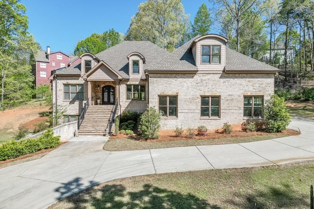 4 bedroom, 5 bathroom single family residence sold at 6050 Eagle Close Lane, Sugar Hill, GA 30518