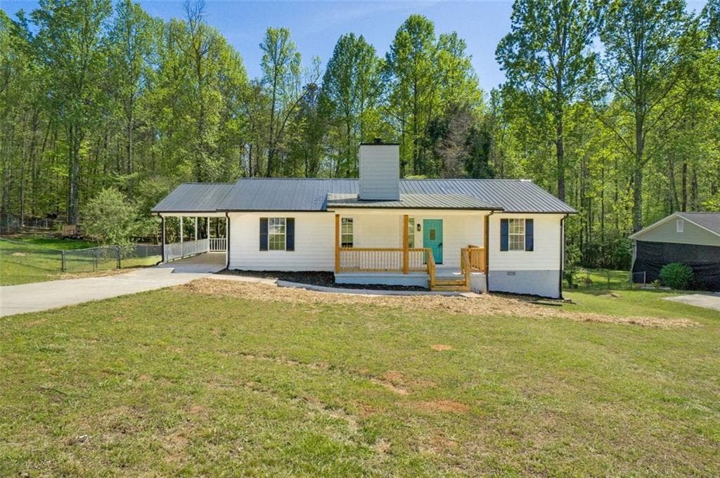 3 bedroom, 2 bathroom single family residence sold at 5019 Bird Road, Gainesville, GA 30506