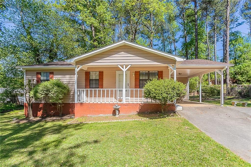 3 bedroom, 2 bathroom, 1,008 sq ft single family residence sold at 842 Brighton Drive, Lawrenceville, GA 30043