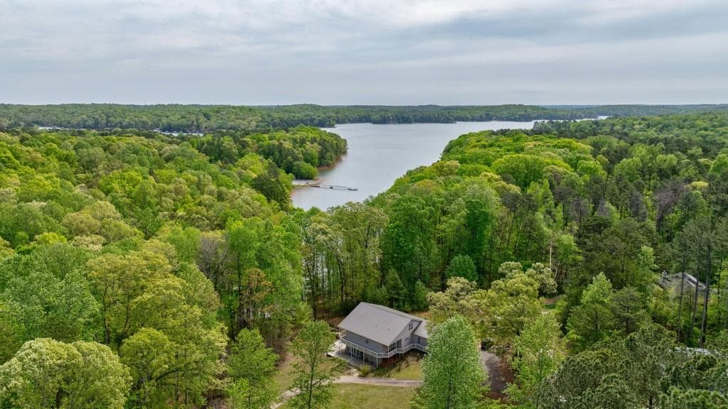 84 Chestnut Street, Lavonia, GA 30553 — most recent listing photo
