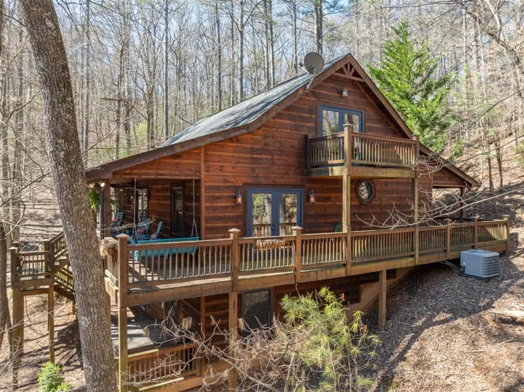 3 bedroom, 2 bathroom single family residence sold at 30 Gothic Court, Ellijay, GA 30540
