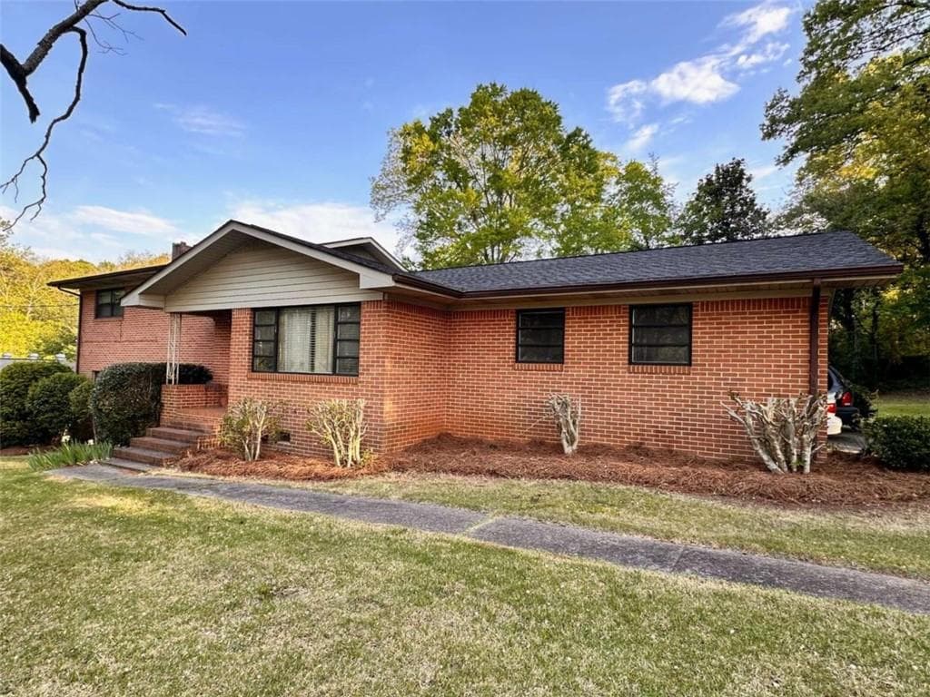 4 bedroom, 3 bathroom single family residence sold at 132 Frances Place, Carrollton, GA 30117