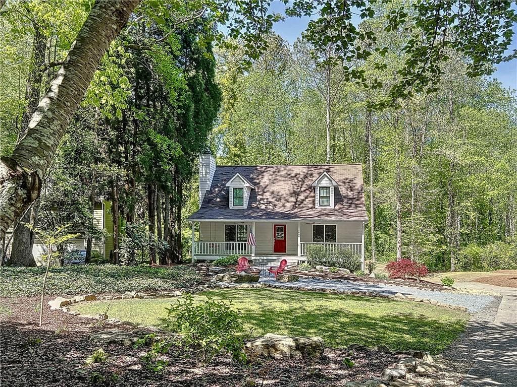 3 bedroom, 3 bathroom single family residence sold at 1004 WESTMINISTER Court, Woodstock, GA 30188