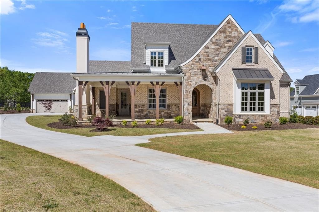 5325 Retreat Drive, Flowery Branch, GA 30542 — most recent listing photo