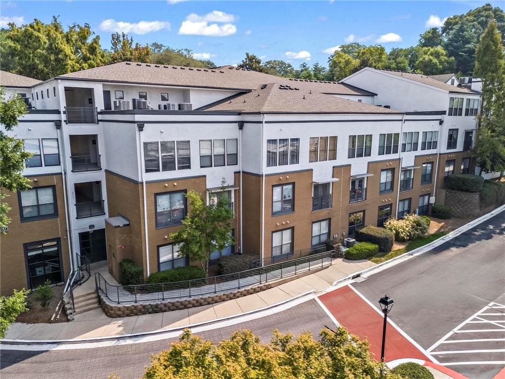 2 bedroom, 2 bathroom condominium sold at 821 Ralph Mcgill Boulevard 2412, Atlanta, GA 30306