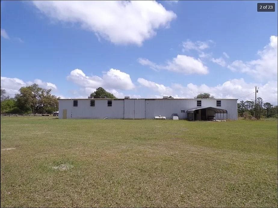 2 bedroom, 1 bathroom, 11,000 sq ft single family residence for sale at 2636 Beechwood Drive, Jesup, GA 31545 — photo 3
