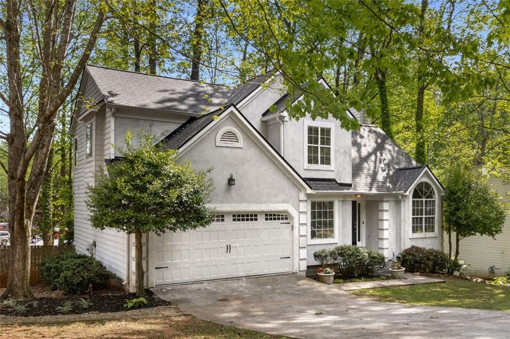 3 bedroom, 4 bathroom single family residence sold at 1200 Taylor Oaks Drive, Roswell, GA 30076