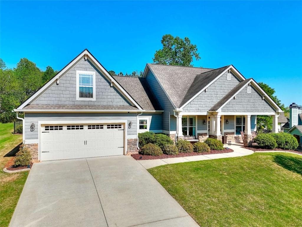 4 bedroom, 3 bathroom single family residence sold at 832 Ashland Falls Drive, Monroe, GA 30656