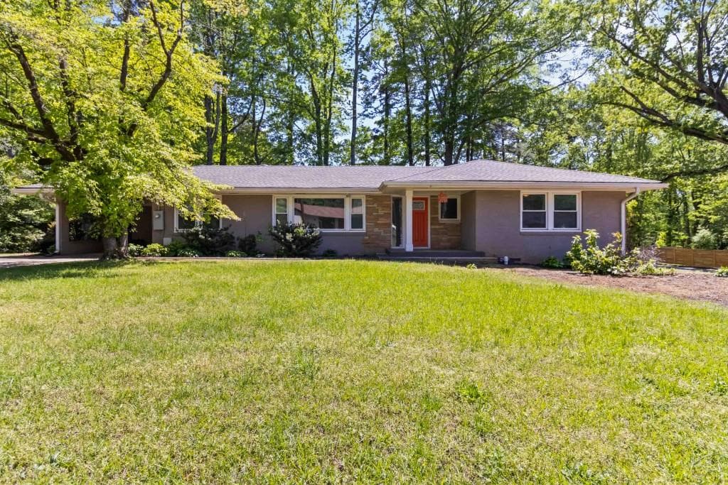 3 bedroom, 2 bathroom, 1,616 sq ft single family residence sold at 2218 Edgemore Drive, Atlanta, GA 30316