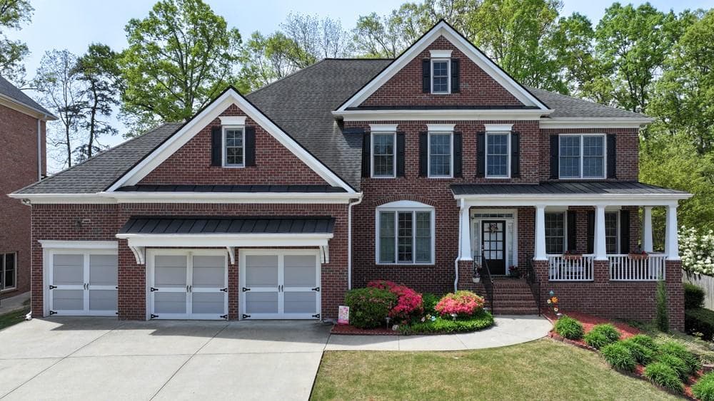 6 bedroom, 6 bathroom single family residence sold at 2875 Ivy Brook Lane, Buford, GA 30519
