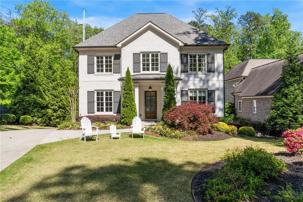 5 bedroom, 6 bathroom, 6,175 sq ft single family residence sold at 3091 Rhodenhaven Drive, Atlanta, GA 30327
