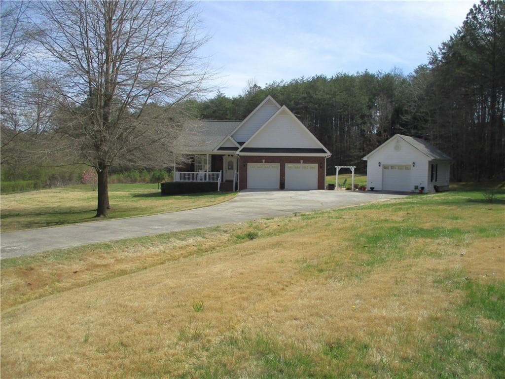 3 bedroom, 2 bathroom single family residence sold at 28 County Line #2 Road, Rydal, GA 30171