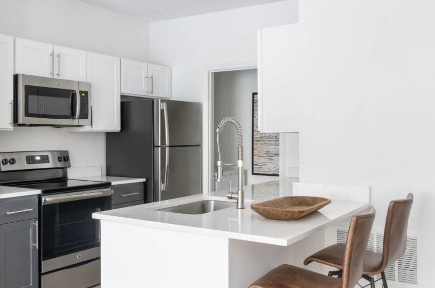 1 bedroom, 1 bathroom, 735 sq ft apartment for rent at 2500 Shallowford Road 4-4218, Atlanta, GA 30345 for $1,379 a month — photo 1 of 20