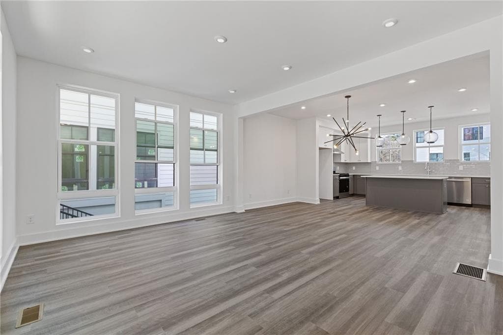 3 bedroom, 4 bathroom townhouse sold at 1779 Beckham Place 58, Atlanta, GA 30324