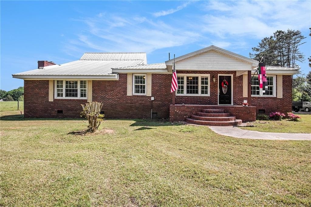 3 bedroom, 3 bathroom single family residence sold at 382 Stevens Grove Church Road, Lexington, GA 30648