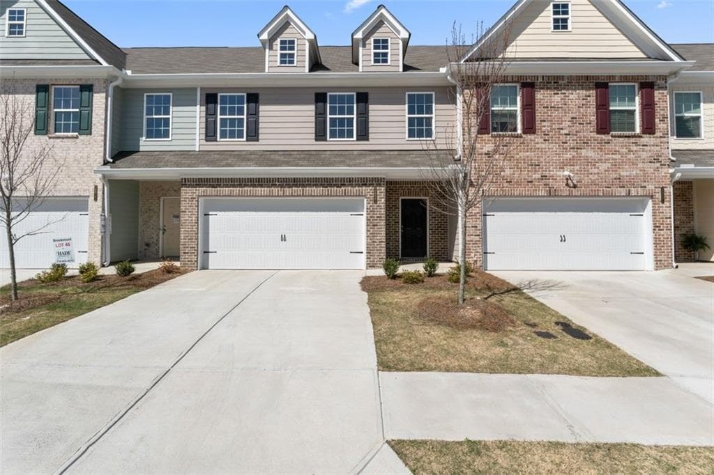 3 bedroom, 3 bathroom, 1,977 sq ft townhouse sold at 2821 FAREED, Douglasville, GA 30135
