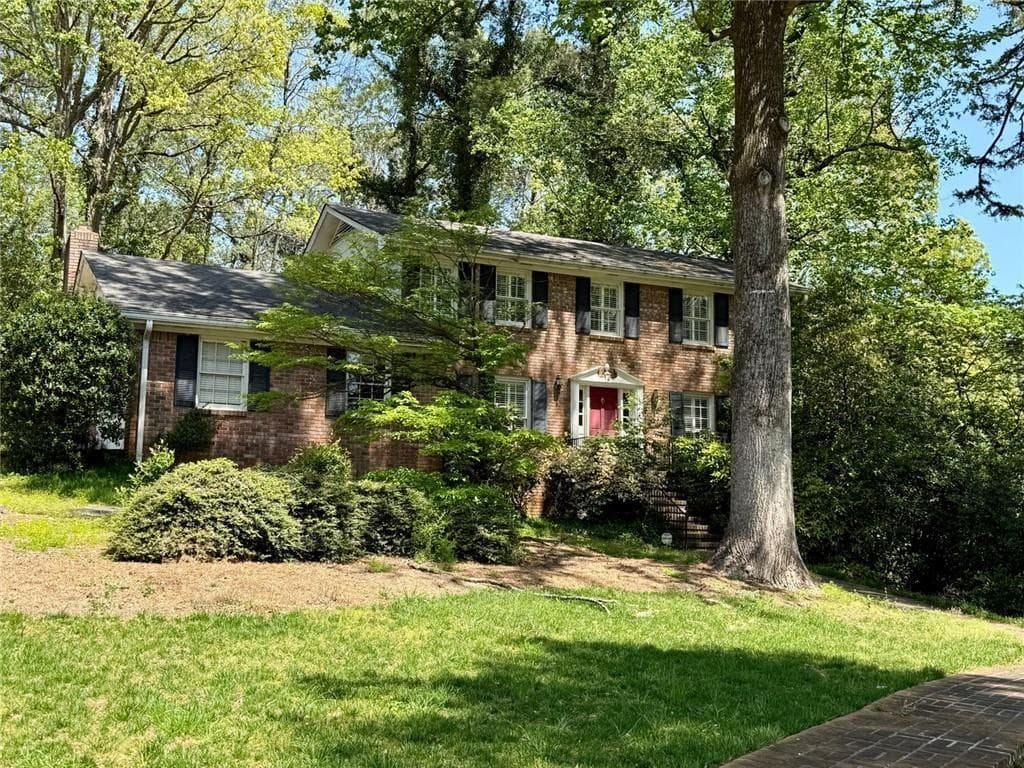 4 bedroom, 3 bathroom, 3,582 sq ft single family residence sold at 2603 Kings Lake Court, Atlanta, GA 30345