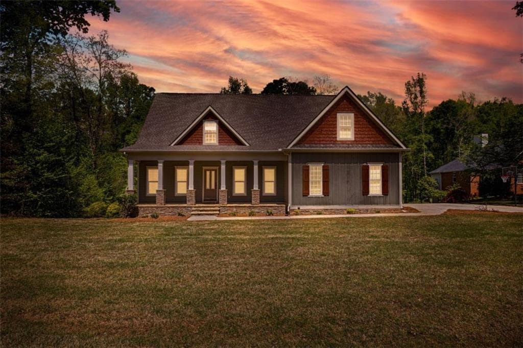 4 bedroom, 3 bathroom single family residence sold at 263 Hudson River Drive, Commerce, GA 30530